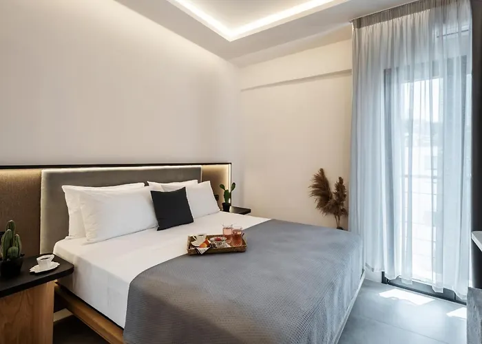 Chora By Premium Key Lägenhetshotell 4*