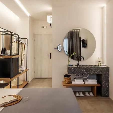 Chora By Premium Key Lägenhetshotell 4*