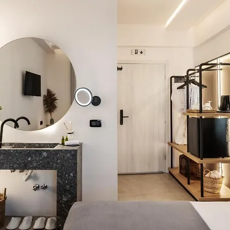Chora Suites, Premium Key Collection