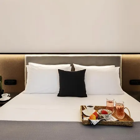 Chora By Premium Key Lägenhetshotell 4*